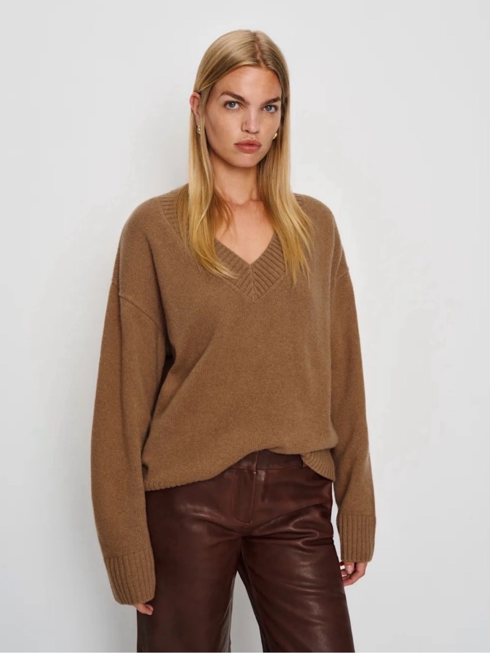 Reformation Jadey Cashmere V-neck Sweater